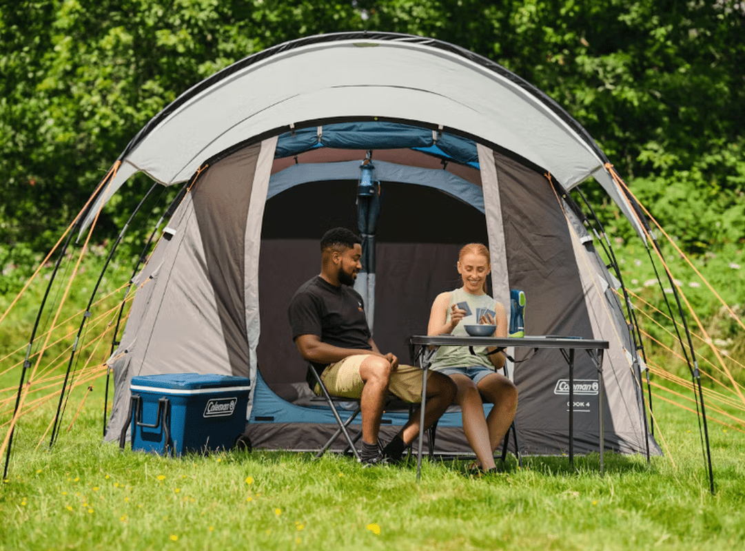 Coleman Cook 4 tunnel-tält med veranda under camping