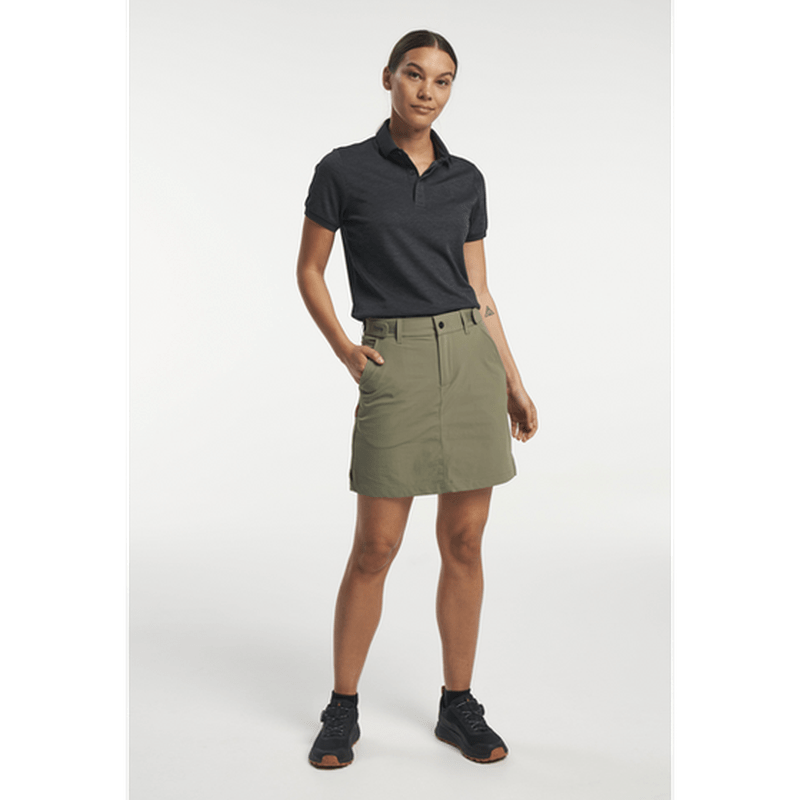 Olivgrön TXlite skort med inbyggda shorts och justerbar midja