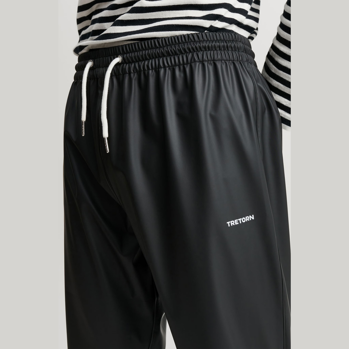 PAKET: Tretorn (färg Sand) Wings regnjacka och Nimbo regnbyxor