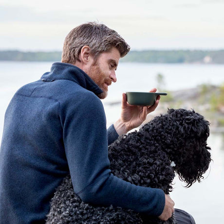 Outdoor Mealkit set med kåsor med gummirem