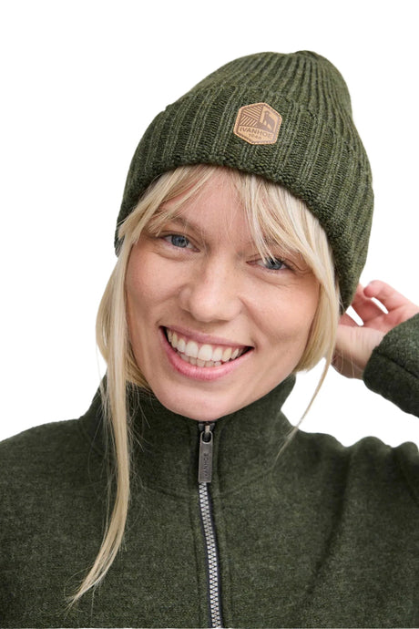 Ipsum hat Ullmössa